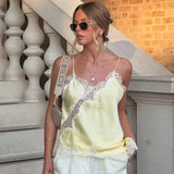Camisole Assimétrica com Renda Y2K | Aveluze