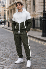 Conjunto verde escuro patchwork tracksuit — street style Londres | Aveluze